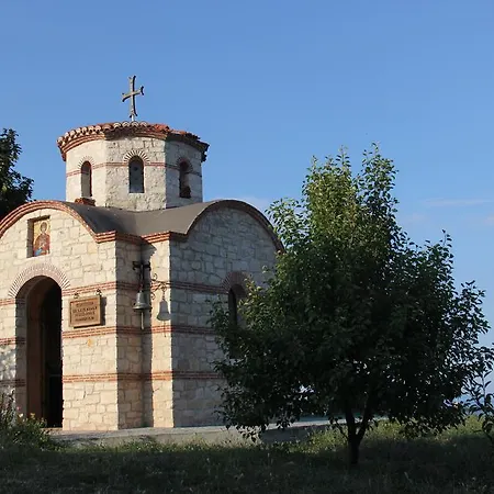 Rositsa מלון צרבו