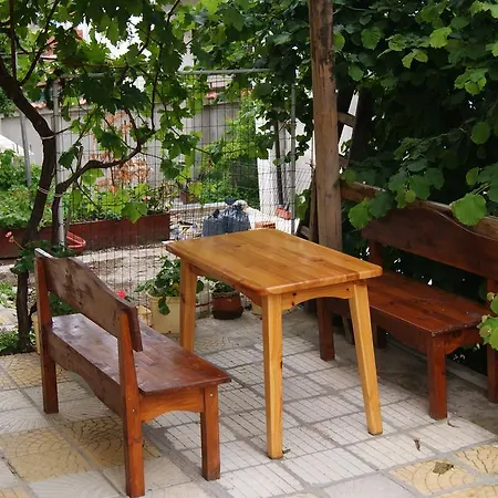 מלון Rositsa 2*